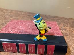 Walt Disney Productions Mickey, Minnie Mouse, Donald Duck, Daisy Duck, and Jiminy Cricket 3" Porcelain Ceramic Japan Pinocchio Figurines - Etsy