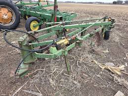 John Deere 3 Bottom Plow with Coulters, 2pt Hookup ...