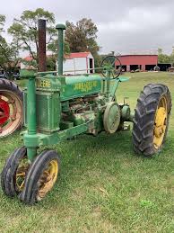 1937 John Deere Unstyled A - Aumann Auctions, Inc.