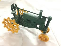 CAST IRON JOHN DEERE TRACTOR 8-9" LONG | eBay