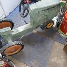 John Deere Pedal Tractor for Sale in Kansas City, KS - OfferUp