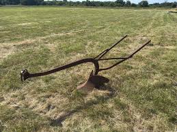 Horse Drawn Potato Plow - Aumann Auctions, Inc.