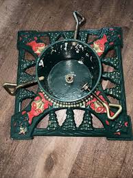 Vintage Innova Green Christmas Tree Stand Cast Iron Gold ...