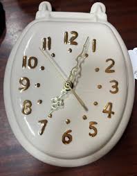 Unique toilet seat clock found in Oklahoma