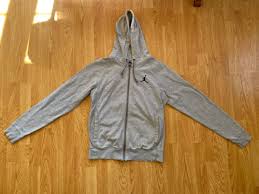 Air Jordan Nike Men's grey hooded zip sweatshirt size small ...