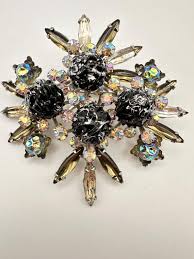 VNTG Molded Black Lava Stone Brooch Navettes Rhinestone Unsigned Judy Lee - Etsy