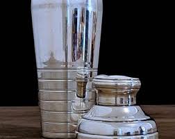Grand Art-deco Cocktail Shaker, 20th Century Vintage, 1.5 Pint /0.85l Capacity Finished With Brilliant Silverplate by Orfèvrerie Dixi. - Etsy