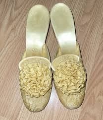 Vintage Daniel Green Satin/Silk Gold/Yellow Brocade Bedroom Slippers/Pumps | eBay