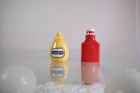 Vtg Ketchup and Mustard Condiment Set | MCM Salt and Pepper ...