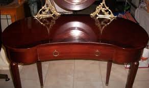 Vintage Mahogany Vanity Table w Oval Mirror & Candle Holders-The Bombay Co-1991 | eBay