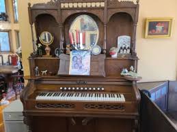 A.B Chase Pump Organ 1800s Beautiful and Works Perfectly ...