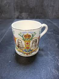 Rare Bovey Pottery Co.Ltd George V Silver Jubilee Commemorative Mug - 1935 - VGC | eBay