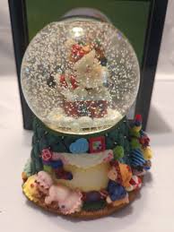 HERITAGE HAND PAINTED MUSICAL WATER GLOBE COLLECTABLES - CHRISTMAS HOLIDAY MUSIC | eBay