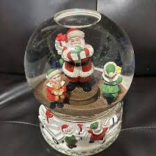 Lenox Holiday Musical Snow Globe ~ Rotates & Plays Jolly Old St Nicholas 2011 | eBay