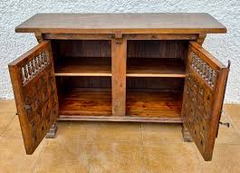 Antique Spanish Baroque Credenza in Tuscan Carved Walnut, 1890s for sale at Pamono