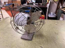 Vintage Montgomery Ward Oscillating Desk Top Mount Plug In ...