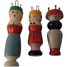 Three Strickliesel Knitted Fabric Wood Vintage German. For ...