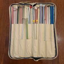 22 Pairs Knitting Needles in Zippered Case Various Sizes ...