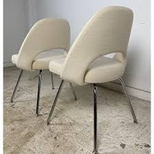 Pair of Saarinen Executive Chairs With New Upholstery and ...