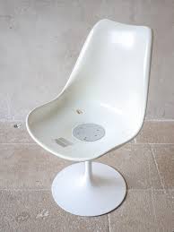 Vintage Tulip Chairs attributed to Eero Saarinen for Knoll ...