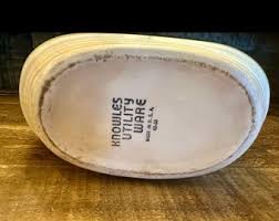 Knowles Utility Ware Pitcher / Refrigerator Jug Tulip ...