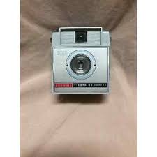 Vintage BROWNIE Fiesta R4 Camera Not Tested Sold As Is ...