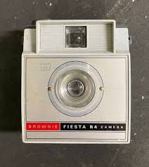 Vintage 1966 KODAK Brownie Fiesta R4 127 ROLLFILM Camera ...