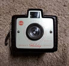 VINTAGE ANTIQUE Bakelite Kodak Camera BROWNIE BULLET ...