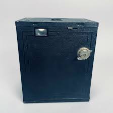 Vintage 20s Kodak No. 2A Brownie Box Camera Black Model C ...