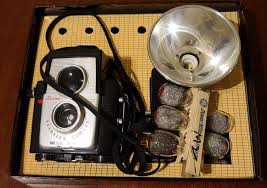 Vintage Kodak Brownie Starflex Outfit Camera – Original Box ...