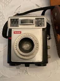 Vintage Kodak Brownie Starmatic Camera | Mercari
