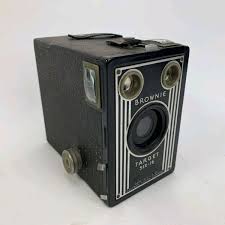 Kodak Brownie Target Six-16 Box Camera Vintage Art Deco 1940s Eastman Untested | eBay