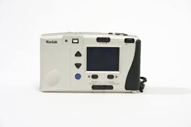 Kodak DC215 Zoom 1 MP Digital Point and Shoot Camera ...