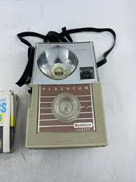 Vintage Kodak Hawkeye Flashfun 127 Film Camera w/ 2Sylvania Blue Dot Flash Bulbs | eBay