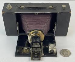 Sold at Auction: Vintage Eastman Kodak No. 3A Folding ...