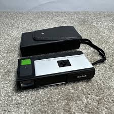 Vintage Kodak Pocket Instamatic 30 110 Film Camera ...