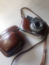 Kodak Retina Reflex Camera Synchro-compur Vintage With Brown Leather Case Straps 35m Collector 1950s Eastman Kodak Free Shipping Vintage Mcm - Etsy