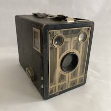 Vintage Eastman Kodak Camera SIX-20 Brownie Junior Black ...