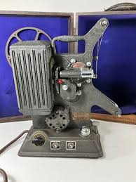 VINTAGE 1930'S KEYSTONE 8MM FILM MOVIE PROJECTOR MODEL R-8 ...