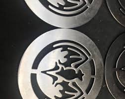 Vintage Metal Bat Coasters: Gothic Halloween Vampire Decor ...