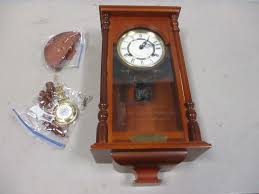 Lot 150 - U.S. Commemorative Society Statue of Liberty Centennial Clock | EstateSales.org