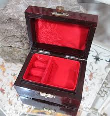 Vintage Chokin Trinket Jewelry Box - Etsy