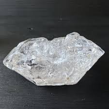 Raw Window Quartz Floater With Rainbow Inclusions 1.7 Inches ...