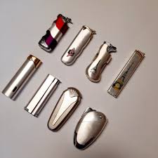 Isqueiros Vintage. Isqueiros De Presente. Isqueiros De Forma ...