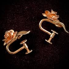 Late 50s/ Early 60s Krementz Rose Earrings – Retro Kandy Vintage