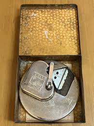 Kriss Kross Blade Razor Sharpener Vintage Stropper Tool | eBay