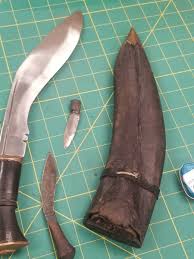 Vintage Kukri gurkha Knife with leather sheath and 2 Small ...