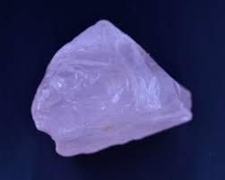 250 Carat Natural Brazilian Rose Quartz Rough Loose Gemstone ...