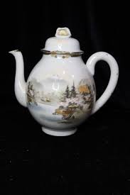 KUTANI JAPANESE SCENE 11 PIECE TEA SERVICE TEAPOT CUPS ...