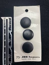Buttons Plastic Set of 3 Vintage - Black – Lucky DeLuxe Fabrics